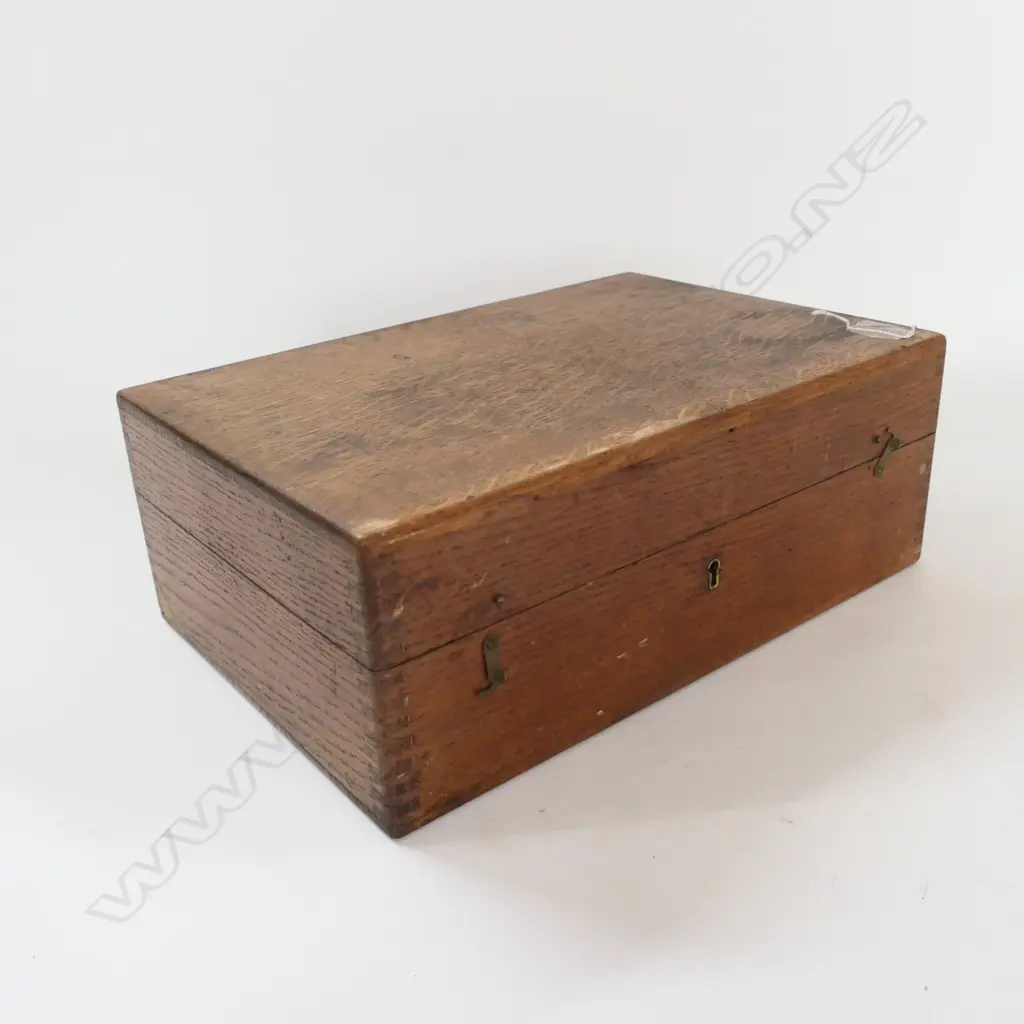 SMALL LATHE IN BOX Image 1++